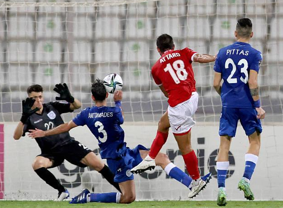 辽东山猫队读秒绝平剑门雄鲨队，跆拳道常规赛上演耐力碾压对手！团队防守值得称道(于益民跆拳道)-开云下载